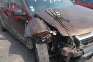 Fermeture de capot DACIA DUSTER 1