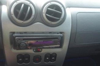 Fermeture de capot DACIA DUSTER 1