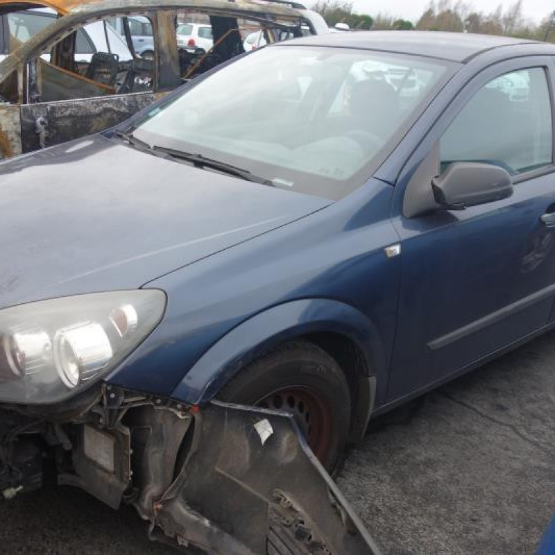 Malle/Hayon arriere OPEL ASTRA H Photo n°3