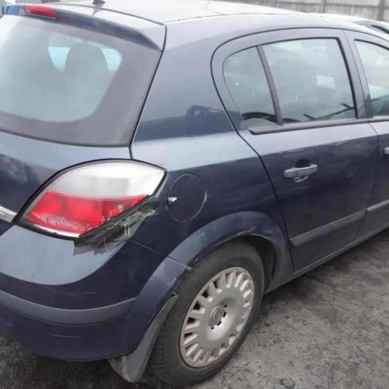 Malle/Hayon arriere OPEL ASTRA H Photo n°5