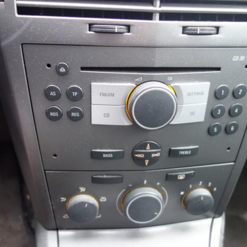 Malle/Hayon arriere OPEL ASTRA H Photo n°9