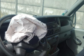 Etrier avant gauche (freinage) RENAULT MASTER 2