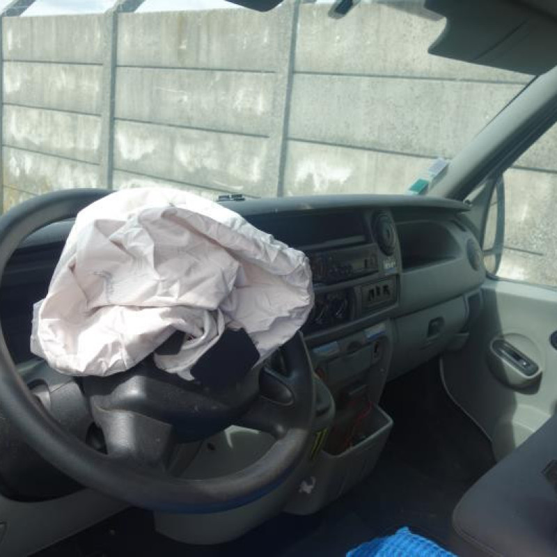 Etrier avant gauche (freinage) RENAULT MASTER 2 Photo n°6