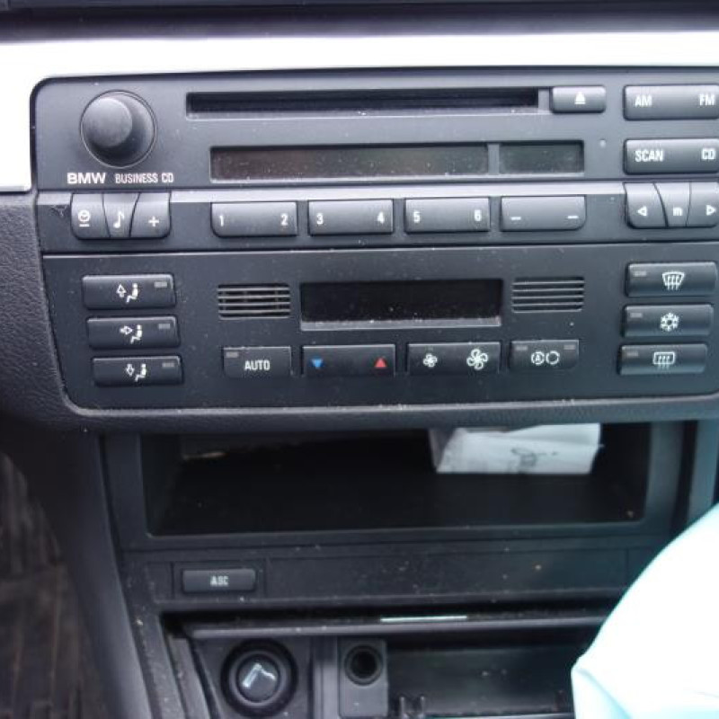 Ceinture arriere gauche BMW SERIE 3 E46 Photo n°9