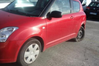 Retroviseur droit SUZUKI SWIFT 3