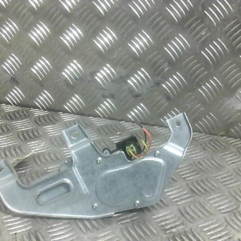 Moteur essuie glace arriere SUZUKI SWIFT 3 Photo n°2