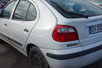 Compresseur clim RENAULT MEGANE 1