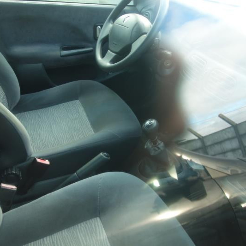 Compresseur clim RENAULT MEGANE 1 Photo n°9