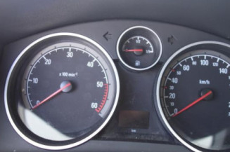 Ceinture arriere gauche OPEL ASTRA H