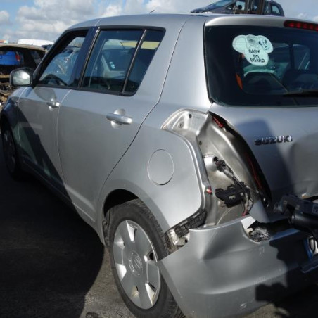 Custode arriere gauche (porte) SUZUKI SWIFT 3