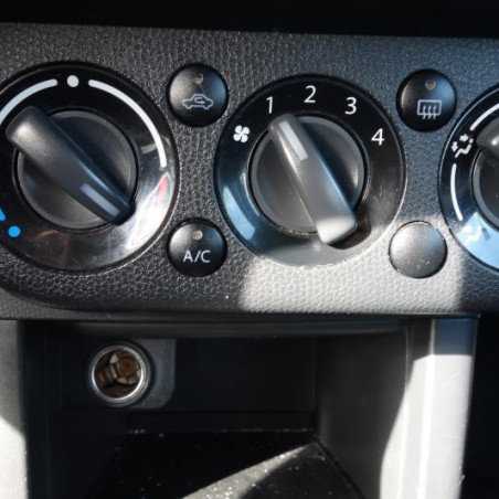 Custode arriere gauche (porte) SUZUKI SWIFT 3