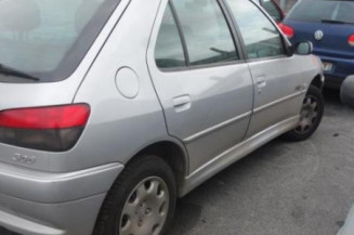 Malle/Hayon arriere PEUGEOT 306