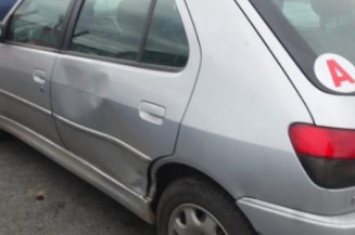 Malle/Hayon arriere PEUGEOT 306