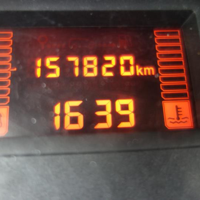 Air bag conducteur DACIA SANDERO 1 Photo n°8