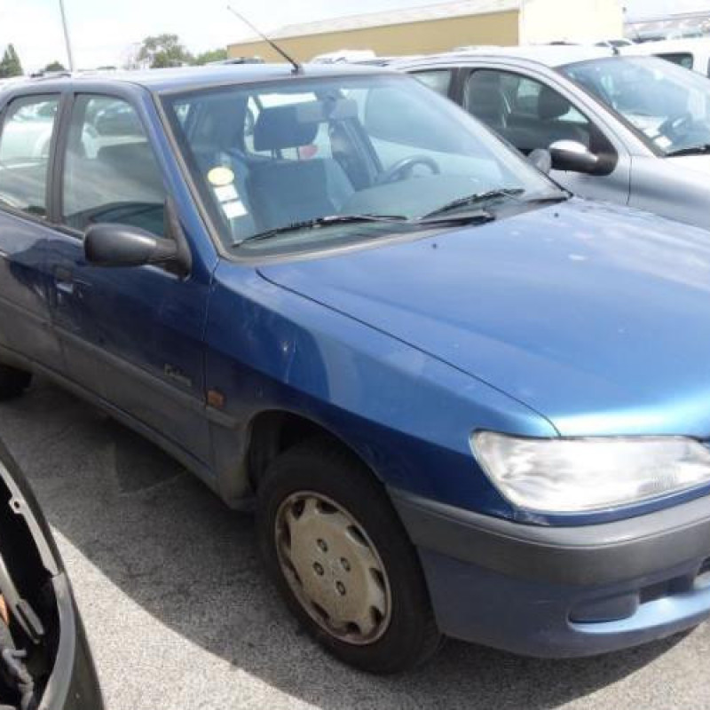 Etrier avant droit (freinage) PEUGEOT 306 Photo n°3
