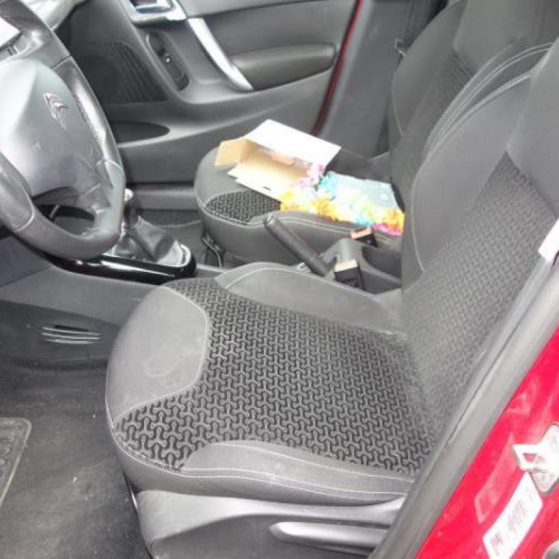 Pretensionneur de ceinture avant droit CITROEN C3 2 Photo n°10