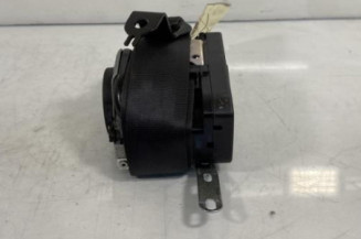Pretensionneur de ceinture avant gauche VOLKSWAGEN POLO 4