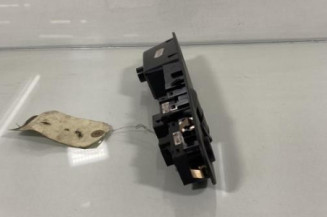 Interrupteur de leve vitre avant gauche FIAT PUNTO 3
