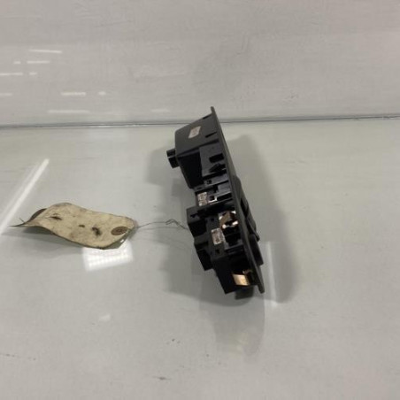 Interrupteur de leve vitre avant gauche FIAT PUNTO 3