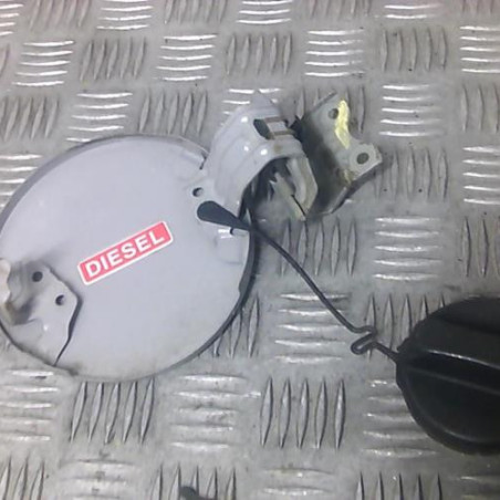Trappe d'essence TOYOTA YARIS 2