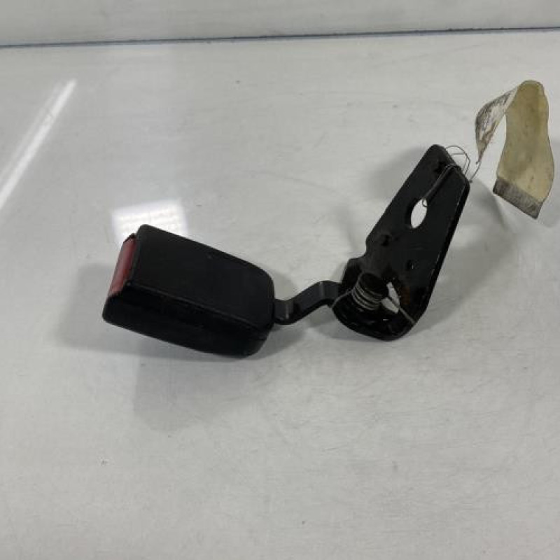 Attache ceinture arriere droit PEUGEOT 307 Photo n°2