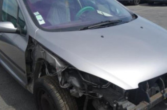 Attache ceinture arriere droit PEUGEOT 307