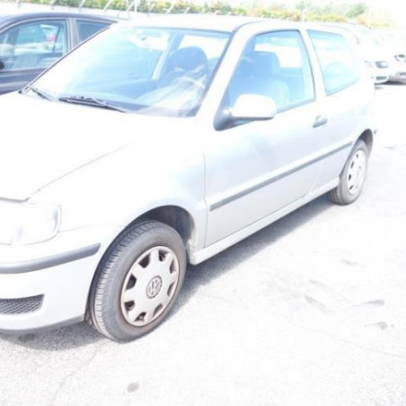 Charniere de capot VOLKSWAGEN POLO 3
