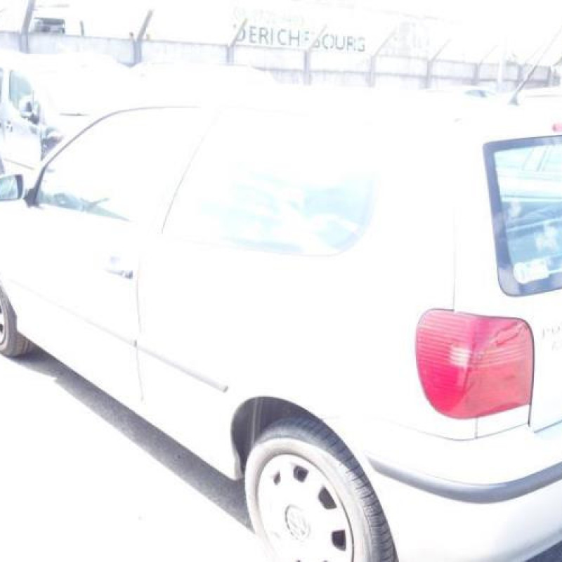 Charniere de capot VOLKSWAGEN POLO 3 Photo n°5