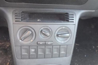 Charniere de capot VOLKSWAGEN POLO 3