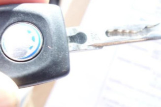 Charniere de capot VOLKSWAGEN POLO 3