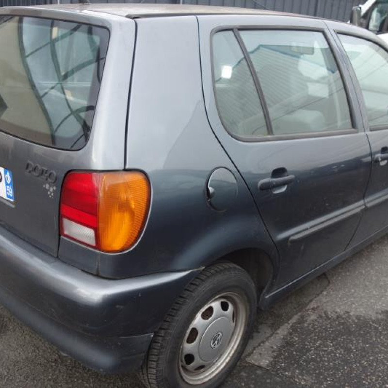 Malle/Hayon arriere VOLKSWAGEN POLO 3 Photo n°5