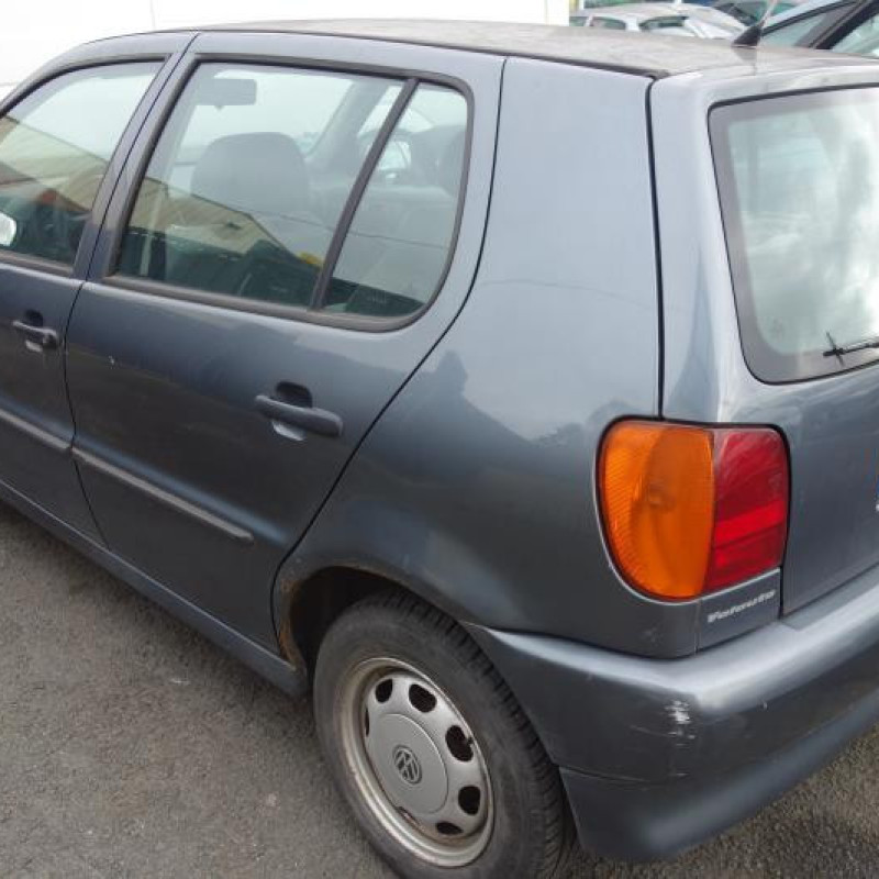 Malle/Hayon arriere VOLKSWAGEN POLO 3 Photo n°6