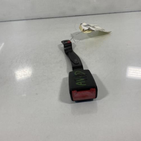 Attache ceinture avant droit VOLKSWAGEN POLO 4 Photo n°1