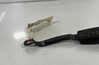 Attache ceinture avant droit VOLKSWAGEN POLO 4