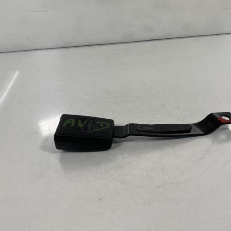 Attache ceinture avant droit VOLKSWAGEN POLO 4 Photo n°3