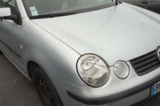 Attache ceinture avant droit VOLKSWAGEN POLO 4