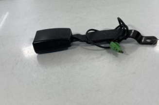 Attache ceinture avant droit VOLKSWAGEN POLO 5