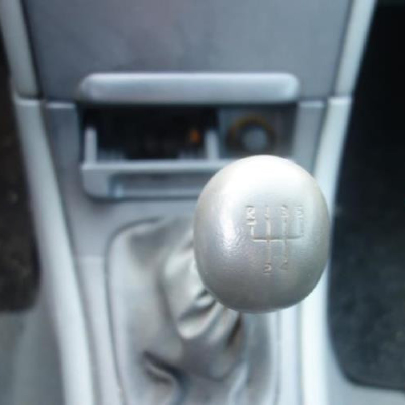 Pretensionneur de ceinture avant gauche RENAULT LAGUNA 1 Photo n°11
