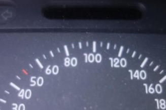 Pretensionneur de ceinture avant gauche RENAULT LAGUNA 1
