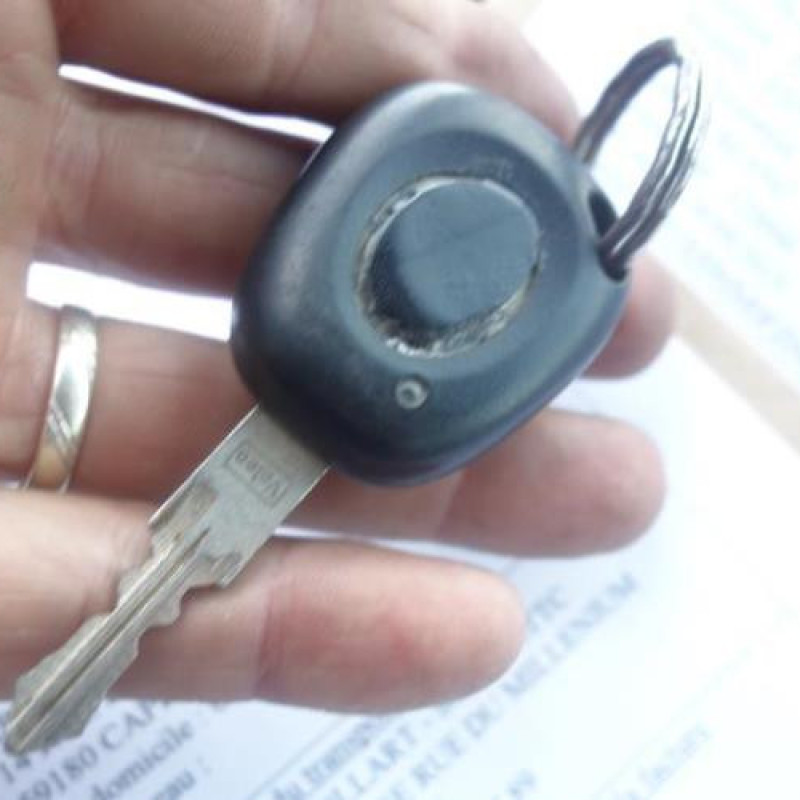 Pretensionneur de ceinture avant gauche RENAULT LAGUNA 1 Photo n°14
