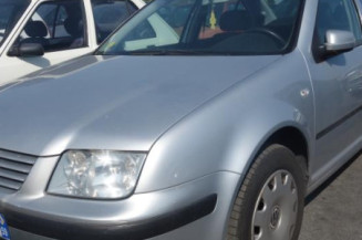 Ceinture arriere gauche VOLKSWAGEN BORA