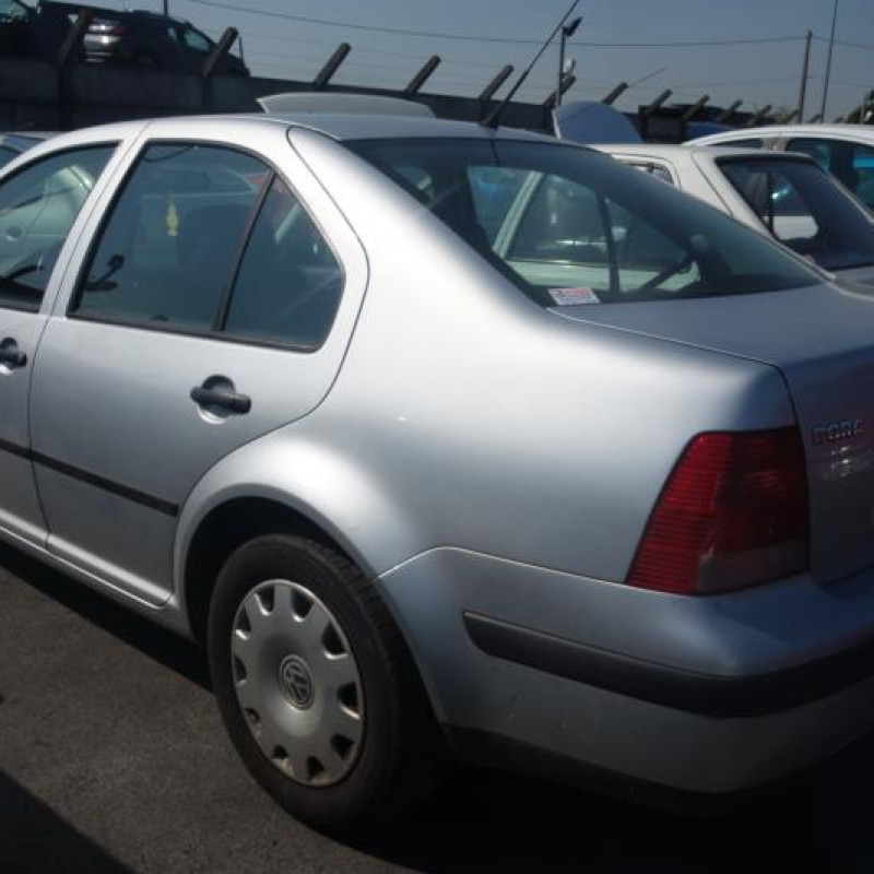 Ceinture arriere gauche VOLKSWAGEN BORA Photo n°8