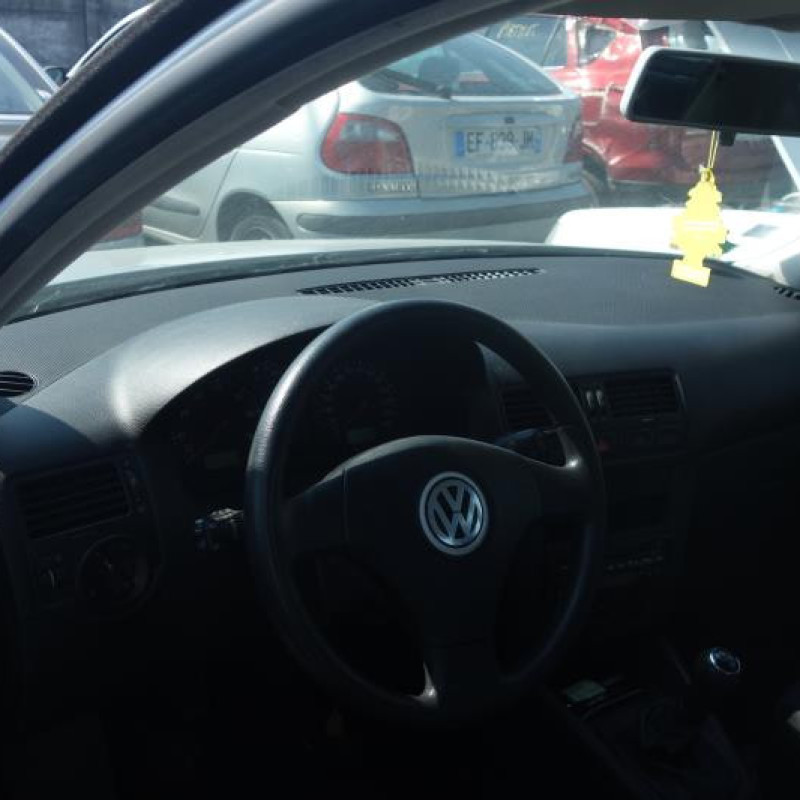 Ceinture arriere gauche VOLKSWAGEN BORA Photo n°9