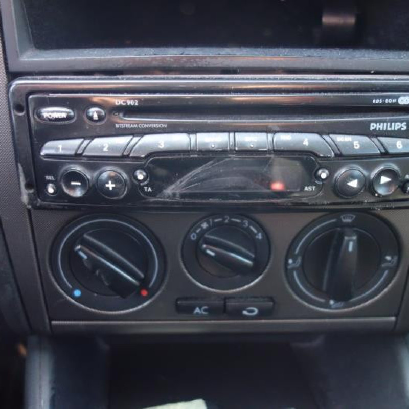 Ceinture arriere gauche VOLKSWAGEN BORA Photo n°10
