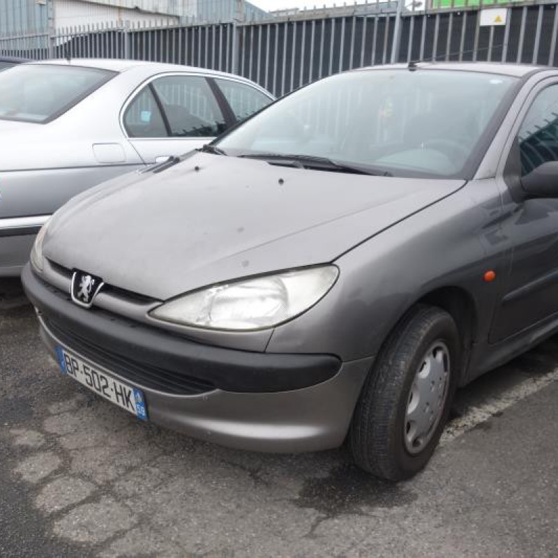 Etrier avant droit (freinage) PEUGEOT 206 Photo n°1