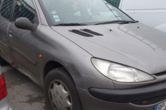 Etrier avant droit (freinage) PEUGEOT 206