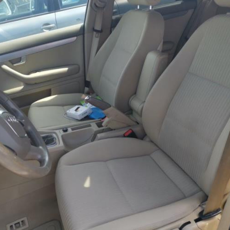 Air bag conducteur AUDI A4 2 Photo n°7