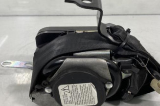 Pretensionneur de ceinture avant droit VOLKSWAGEN POLO 4 Photo n°1