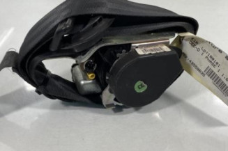 Pretensionneur de ceinture avant droit KIA CEE-D 1