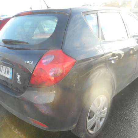 Plage arriere KIA CEE-D 1